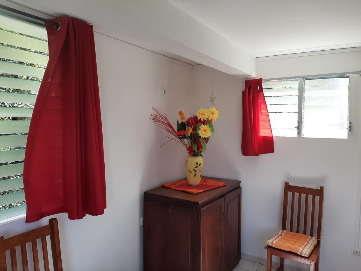 Appartement Les Hibiscus à L'Anse Noire Extérieur photo